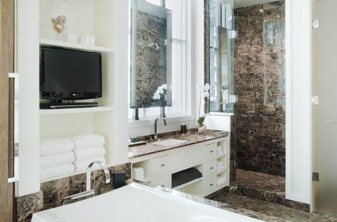 Watch television in the bathroom Luxury hotels in Vancouver