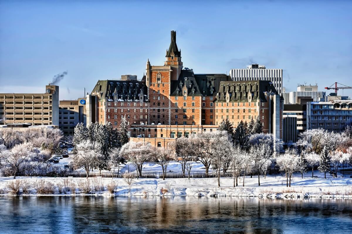 Delta Bessborough Saskatoon Luxury Saskatoon hotels