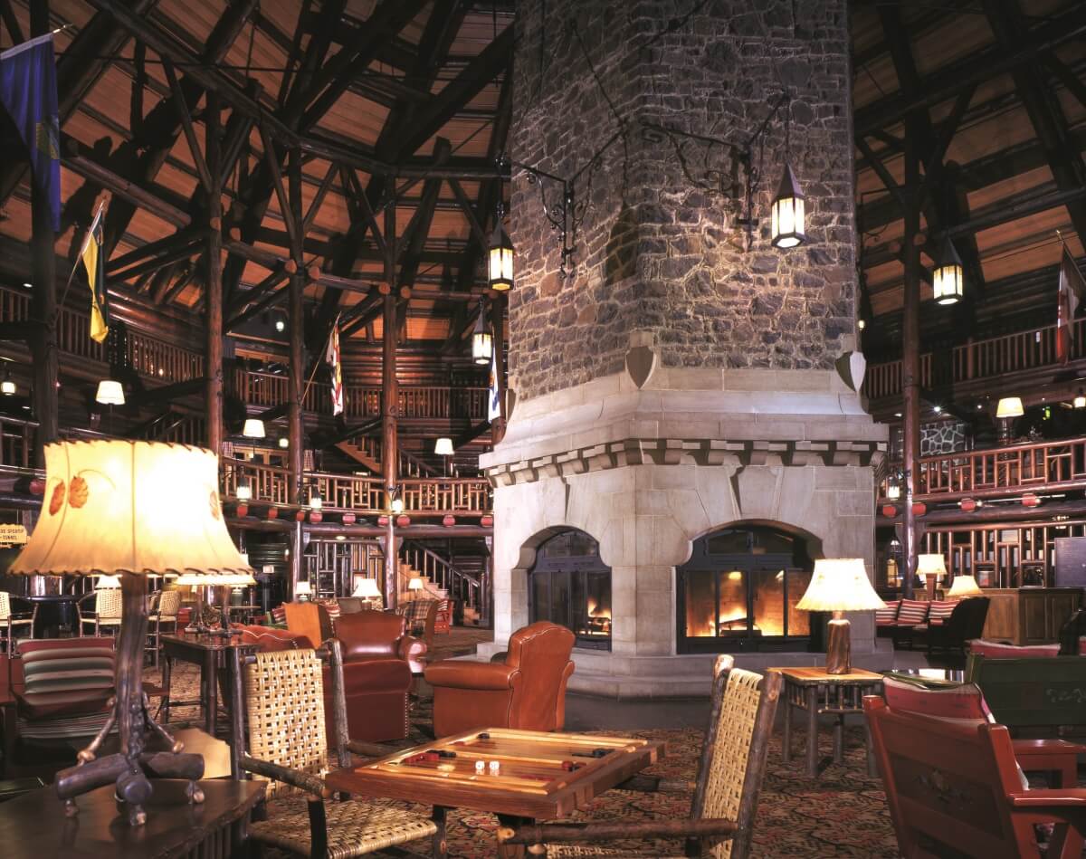 Fairmont Chateau Montebello Quebec Canadian Pacific Railway hotels