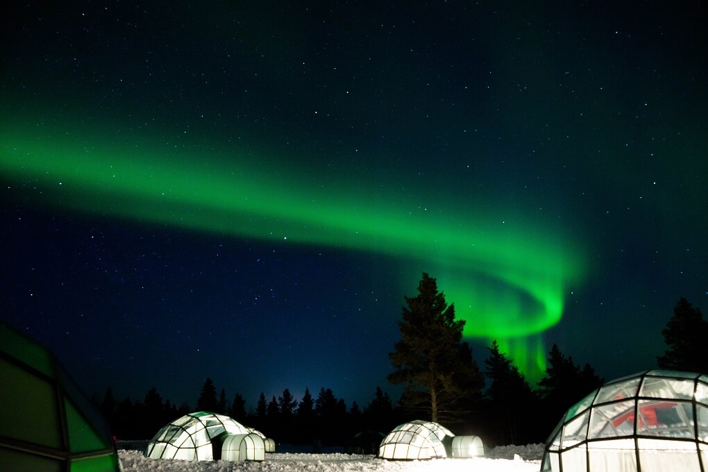 Aurore boréale en Finlande Kakslauttanen igloo village en Finlande