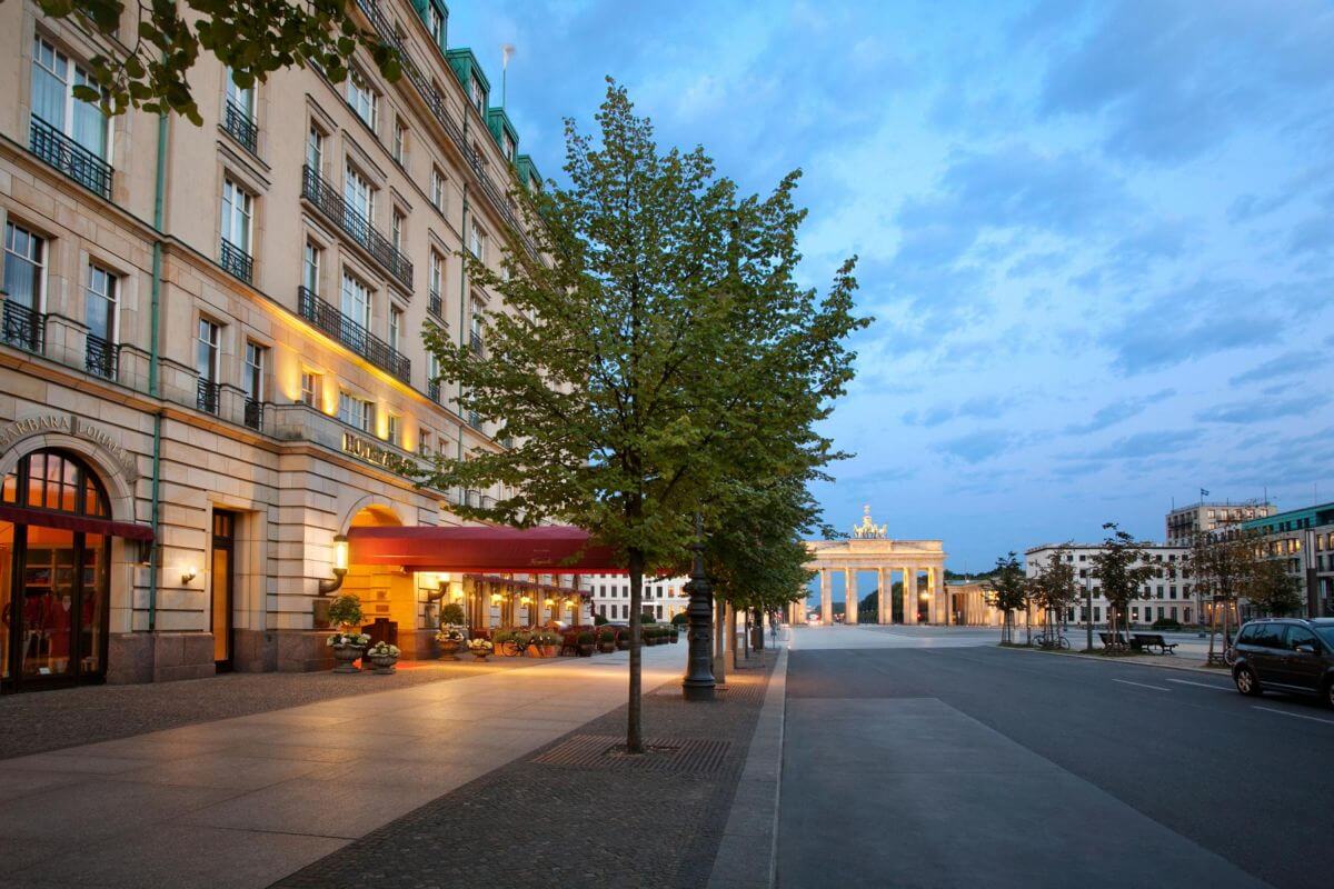 Außenansicht Adlon Kempinski Brandenburger Tor