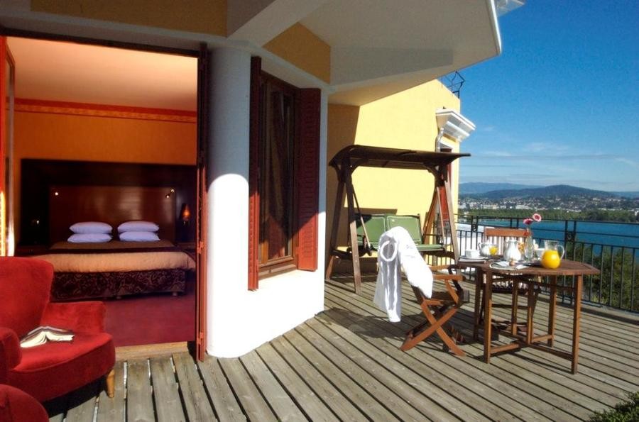 Les Tresoms Lake & Spa Resort - cliccate e scoprite le offerte su trivago