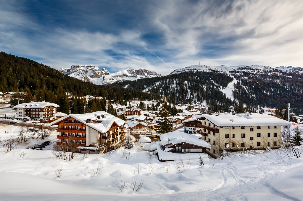 Dolomiti - fotolia © anshar73 - Cliccate e scoprite le Dolomiti su trivago