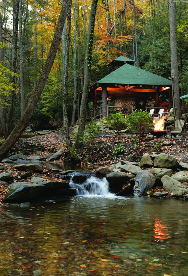 gazebo at the Lodge at Buckberry Creek