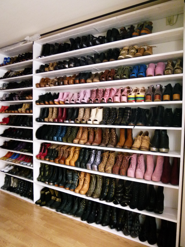 You don't need to bring all your heels Packing Light 101