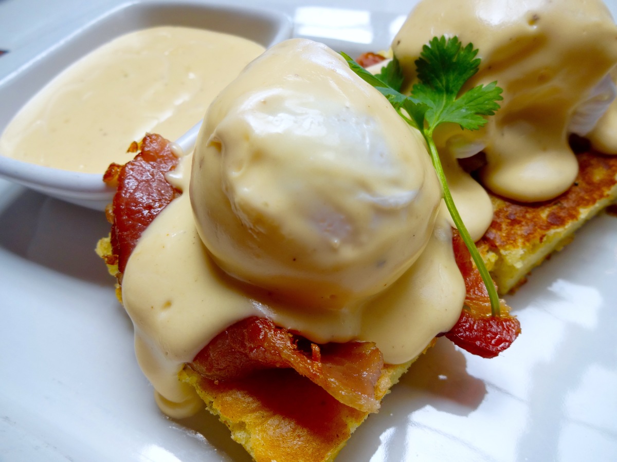 Eggs Benny Palm Springs