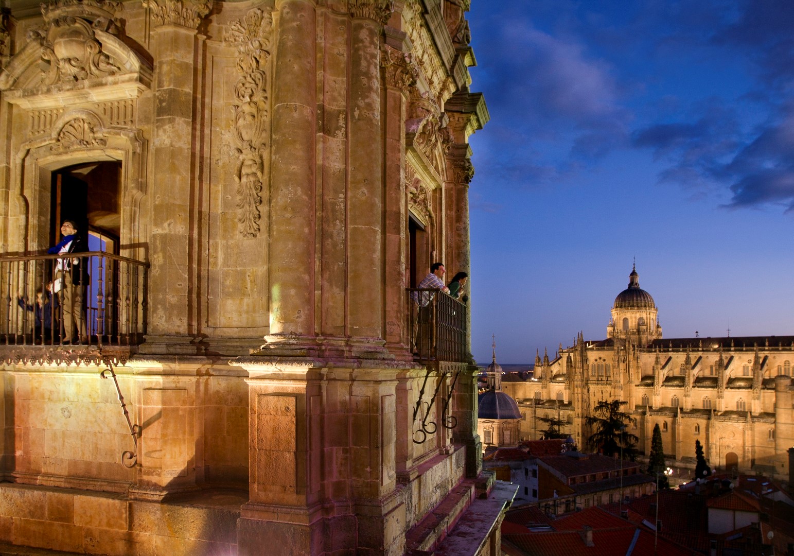 SALAMANCA-TorresClerecia-Catedral-Turismo-de-Salamanca