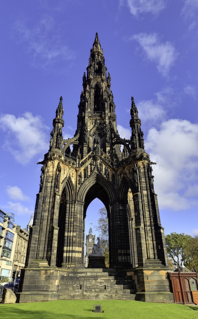 cultura celta Monumento a Walter Scott en Edimburgo.