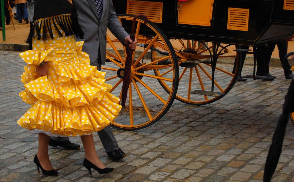 ropa-feria-abril