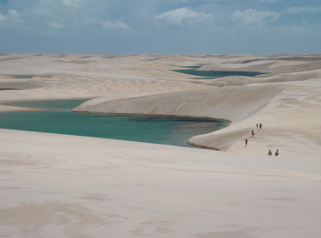 Lençóis-Maranhenses-Lagoa-Bonita-by-Fred-Schinke