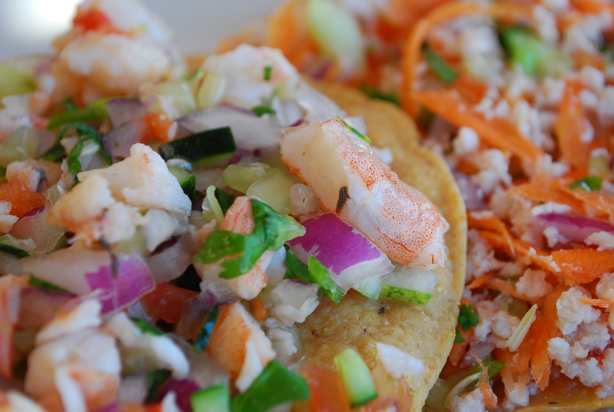 Tostada mariscos Vallarta