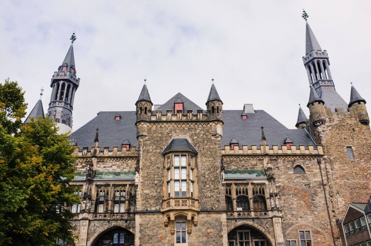 Aachen, the centre of the middle ages.