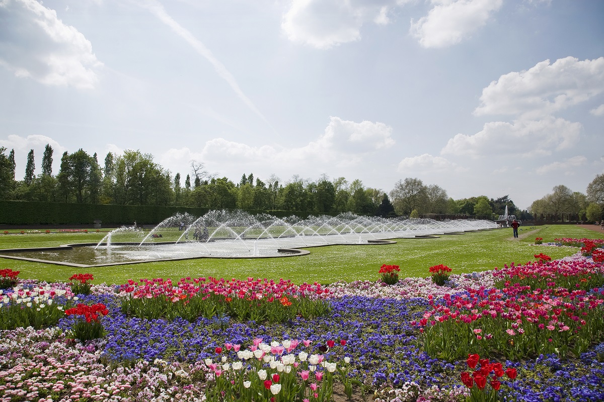 ileadmin_assets_bilder_dmt_bildarchiv_public_Schloesser_Nordpark(1)
