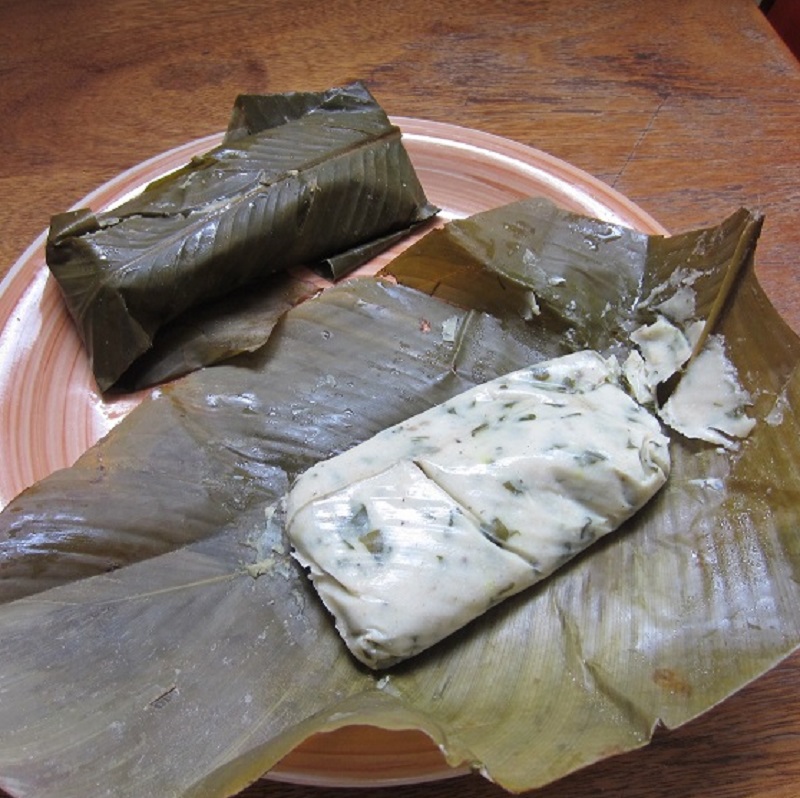 Tamal de Chipilín tamal de chipilin - feuille de banane