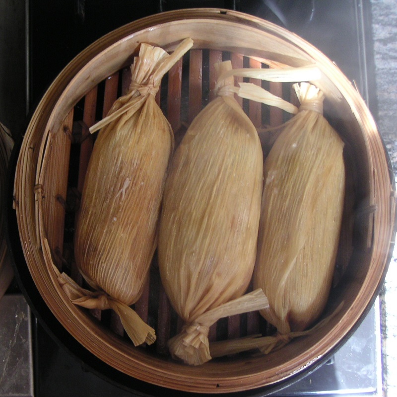 Cuisson des Tamales tamales panier osier