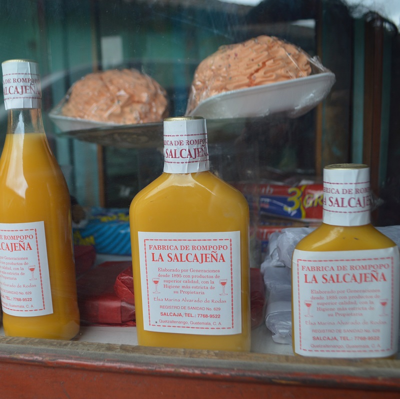 Liqueur aux oeufs du Guatemala Bouteilles de Rompope