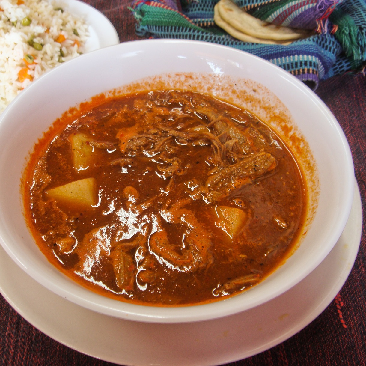 Hilachas hilachas - riz - tortillas