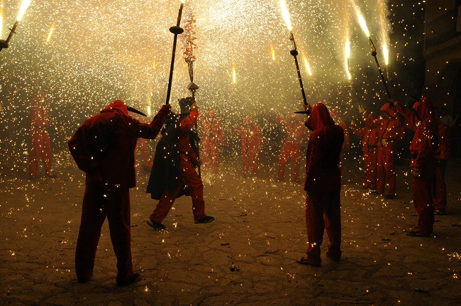 Correfoc à la Festa Major du quartier de Gràcia, Barcelone