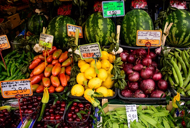 Fruits et légumes au marché de Milan