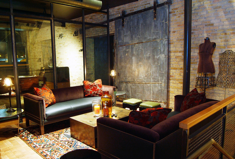 Iron-Horse-lobby-hipster-hotels