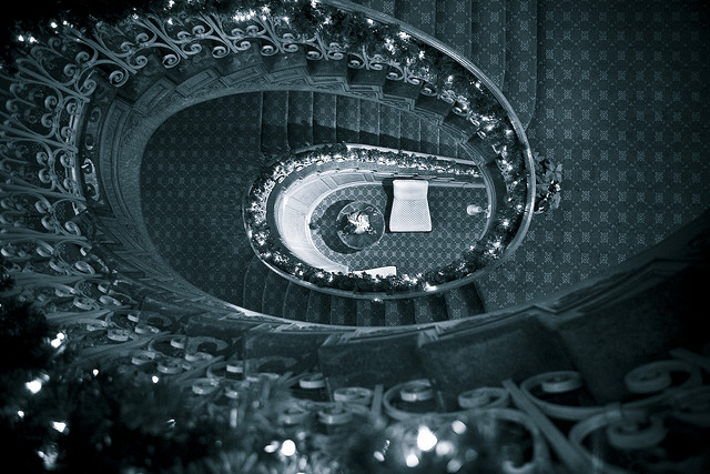 Fairmont Olympic Seattle © Adam 236-50-apoxrwseis-tou-gkri-tainia-ksenodoxeia-agiou-valentinou