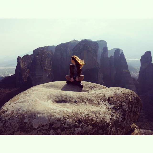 © natalia__savchuk 266-insta-trivago Magazine-afieroma-sta-meteora-tou-marti