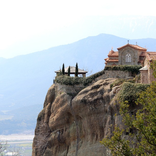 © ninfadorah 266-insta-trivago Magazine-afieroma-sta-meteora-tou-marti