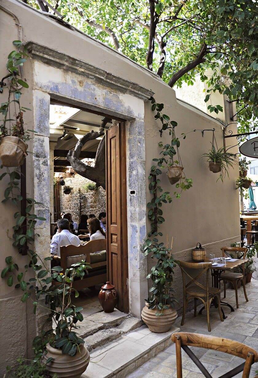 νεανικός οδηγός Ηράκλειο