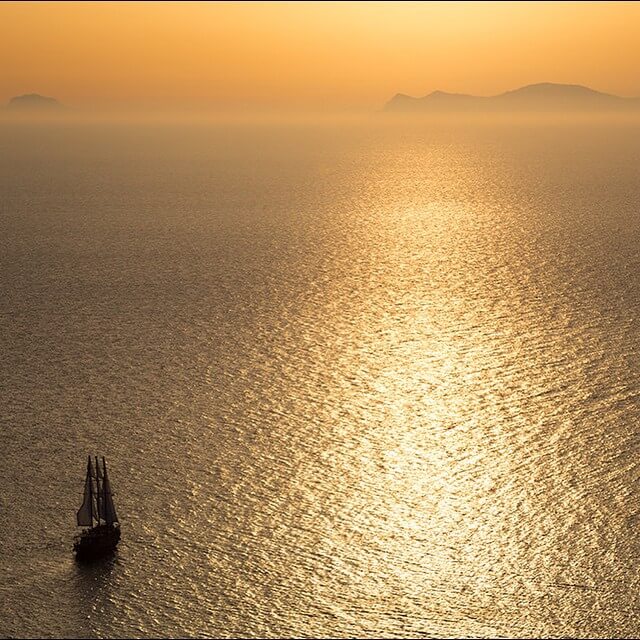 νησι για ρομαντικους Σαντορινη