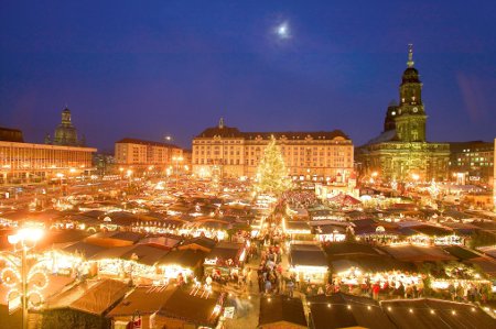 drs_view_klein Blick auf den Striezelmarkt in Dresden, Foto: Sylvio Dittrich (DWT) / marketing.dresden.de