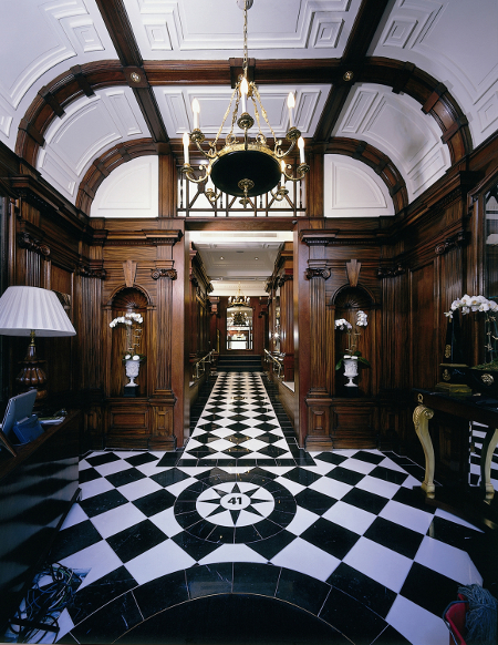 entrance_hotel41 entrance_hotel41