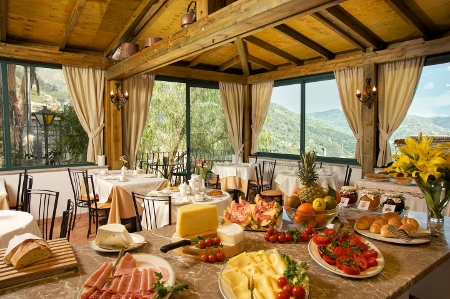 Svizzera_dining Blick in das Restaurant