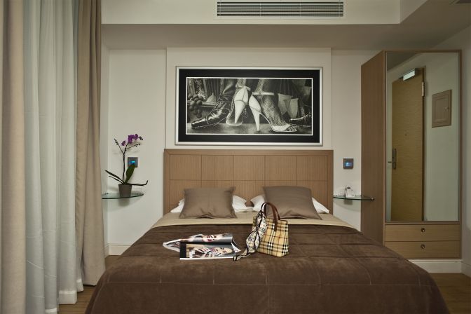 Chic Athens HiTech Hotel Athen Zimmer