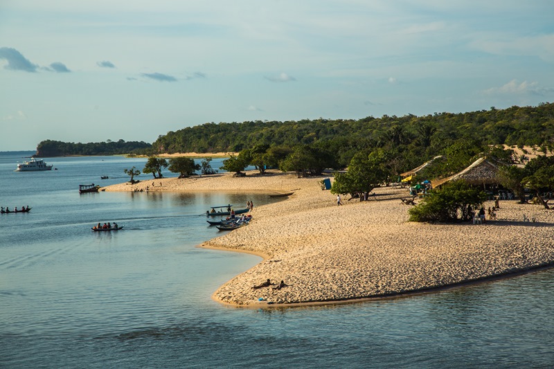 Alter do Chao Beach