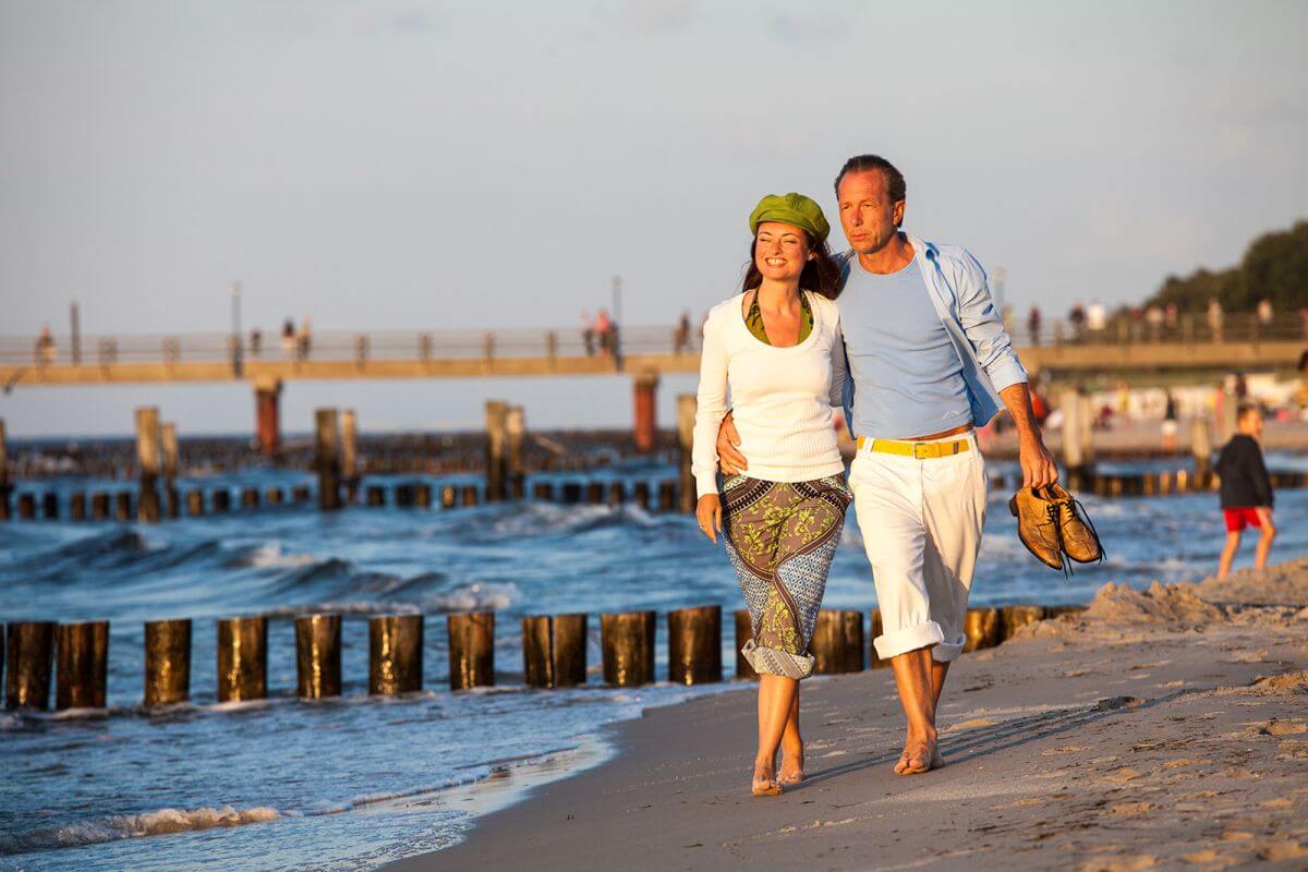 Strandspaziergang Zingst bei Sonnenuntergang