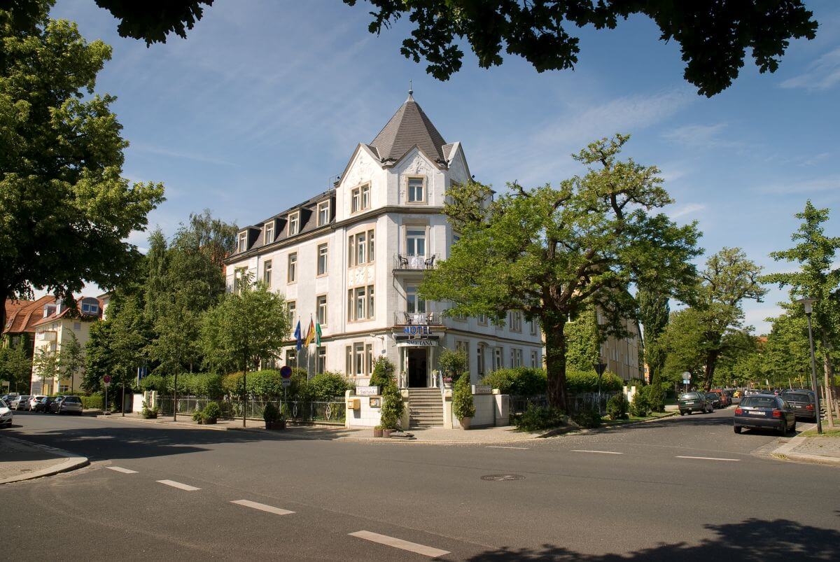 Hotel Smetana Aussenansicht