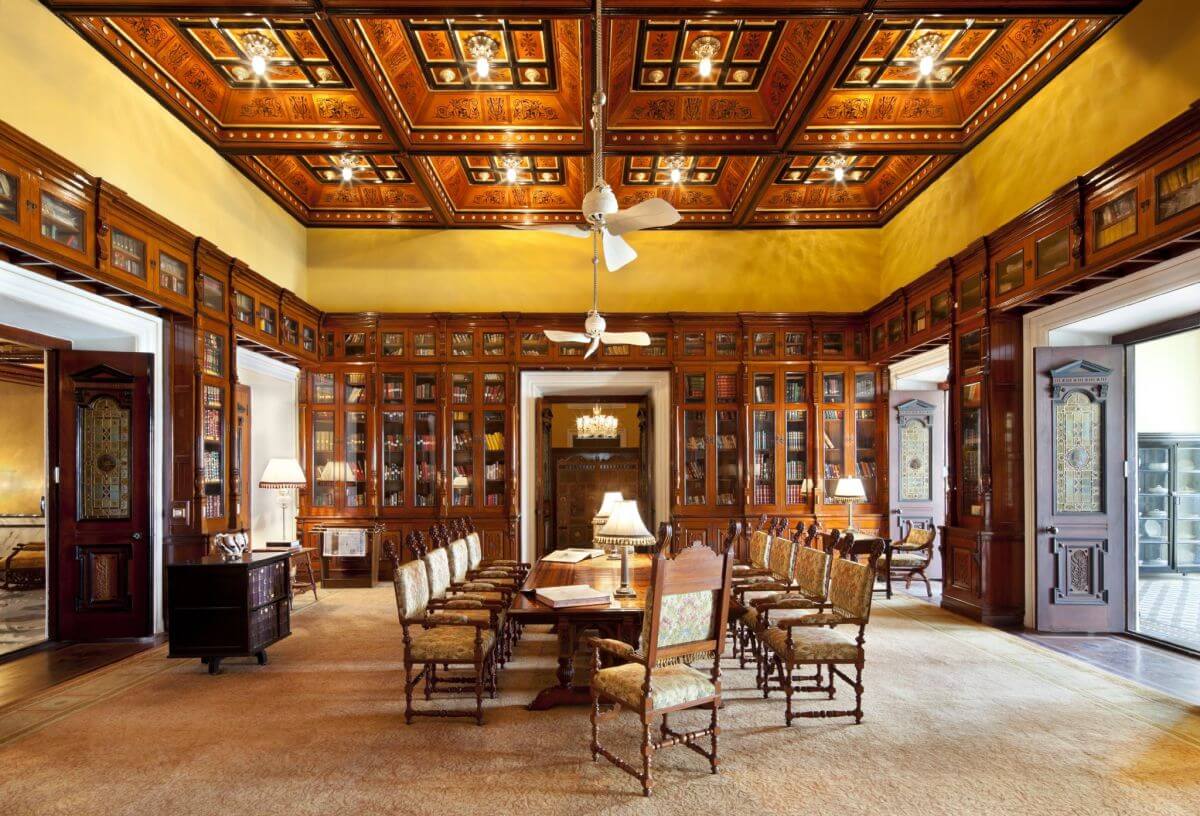 Hotel mit Bibliothek in Hyderabad