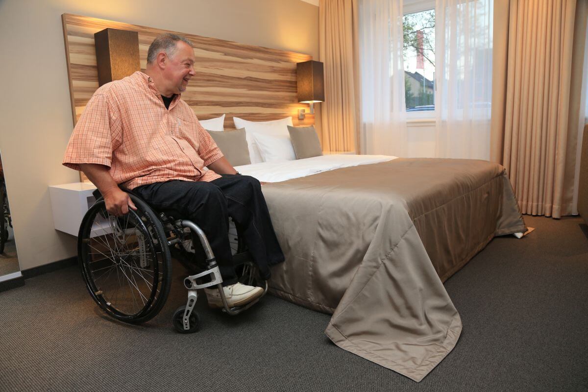 Rollstuhlgerechtes Zimmer im Hotel