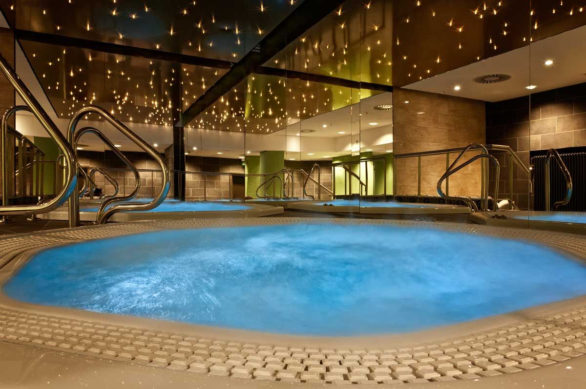 Pool&Spa im Adina Berlin Hackescher Markt